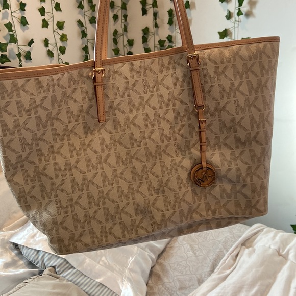 Michael Kors Tote bag - Picture 2 of 9